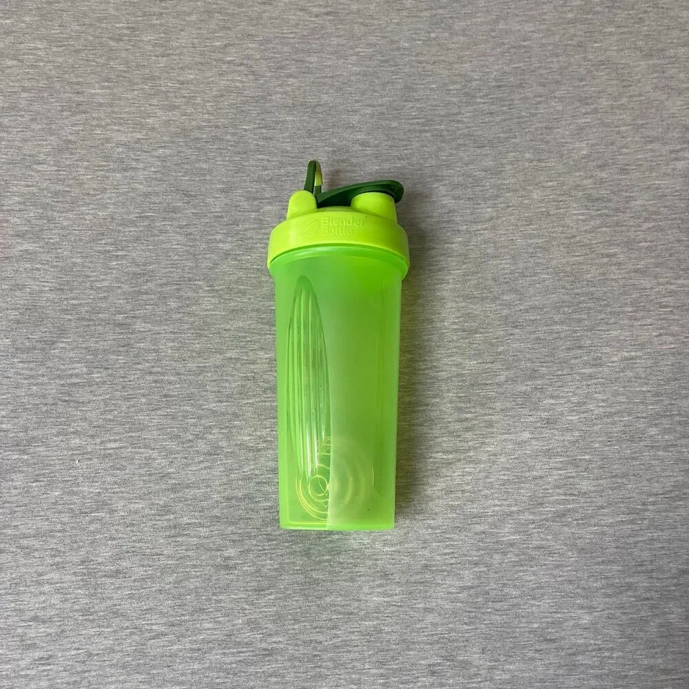 BlenderBottle Classic V2 Avo Cardio Avocado 28 Oz Shaker Bottle